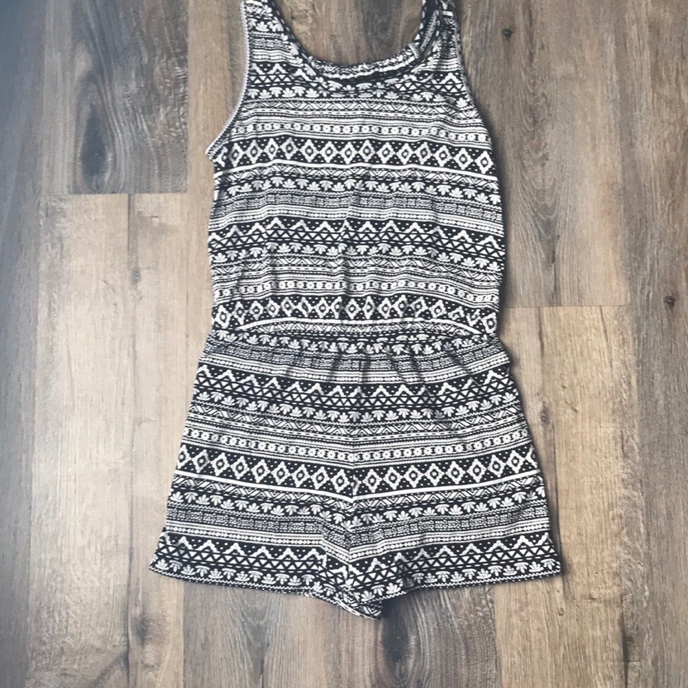 Girls Old Navy Romper Size XL (14)